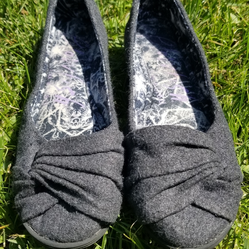 Blowfish/Grey Flannel Flats